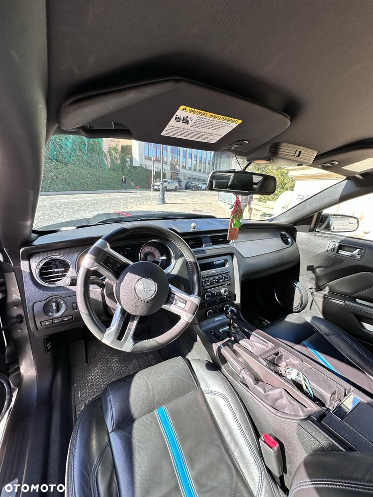 Ford Mustang 5.0 V8 GT - 8