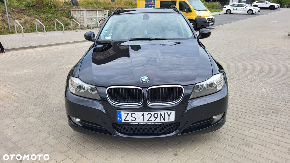 BMW Seria 3 320d - 5