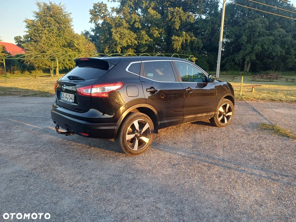 Nissan Qashqai 1.2 DIG-T Xtronic 360 - 5