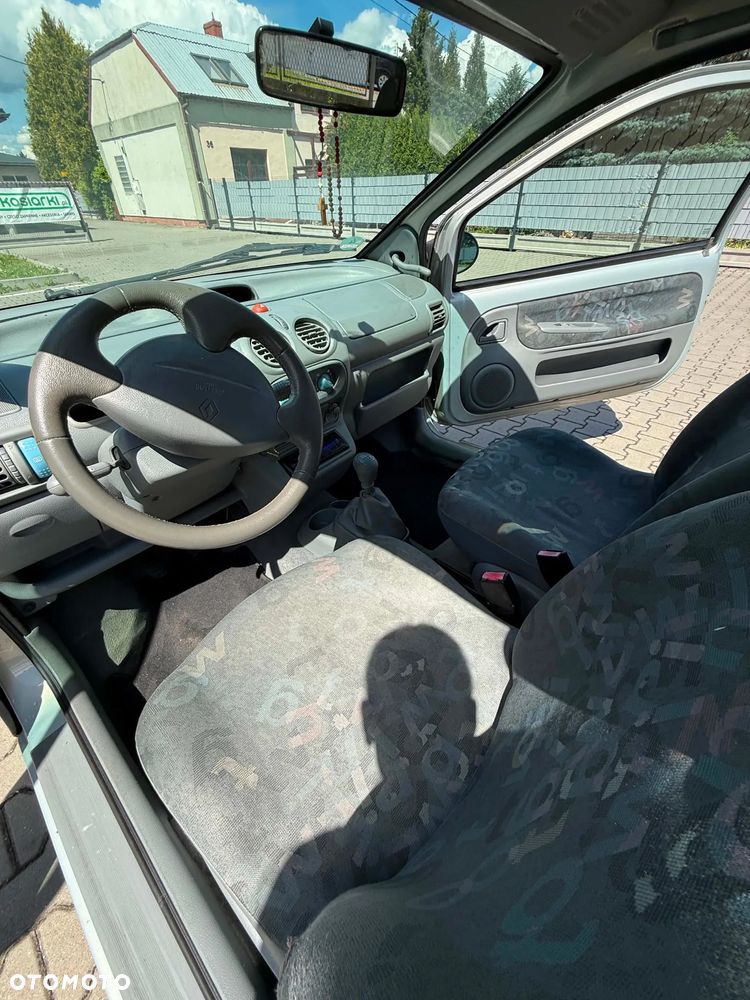 Renault Twingo 1.2 Authentique - 12