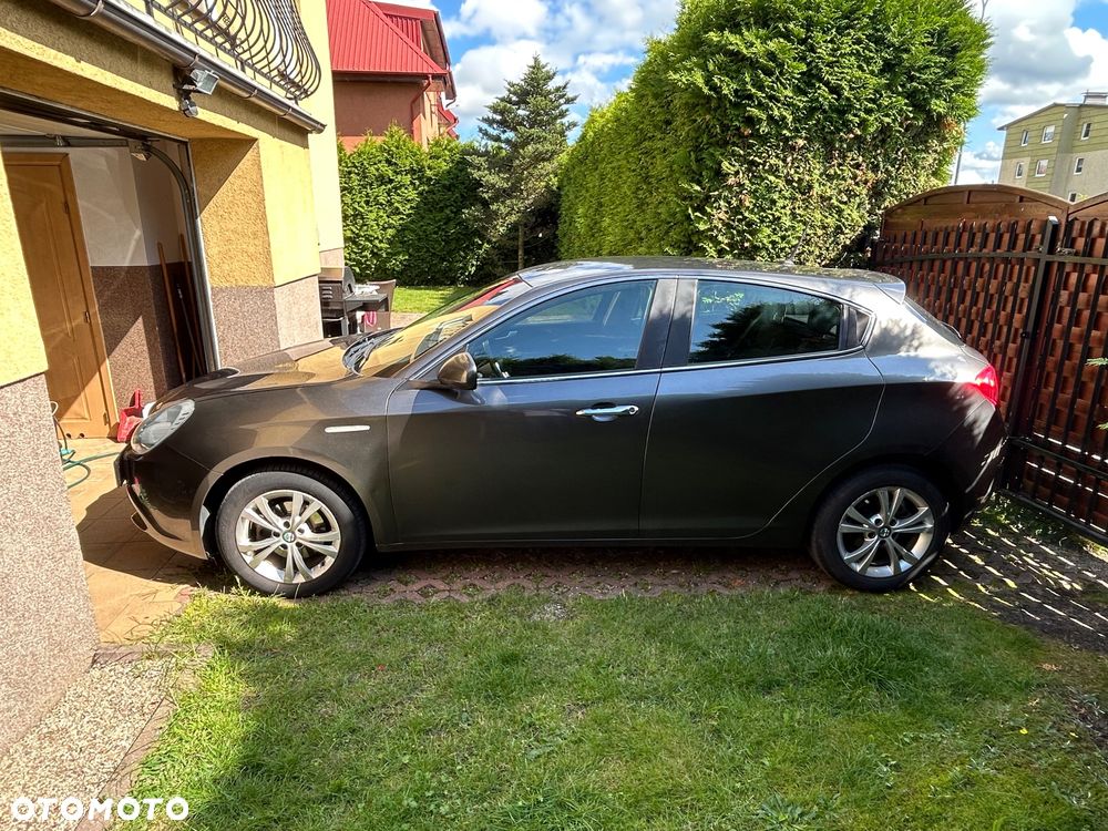 Alfa Romeo Giulietta 1.6 JTDM 16V Turismo - 3