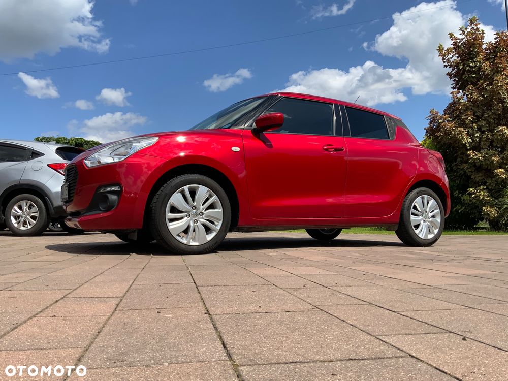Suzuki Swift 1.2 Premium Plus CVT - 23