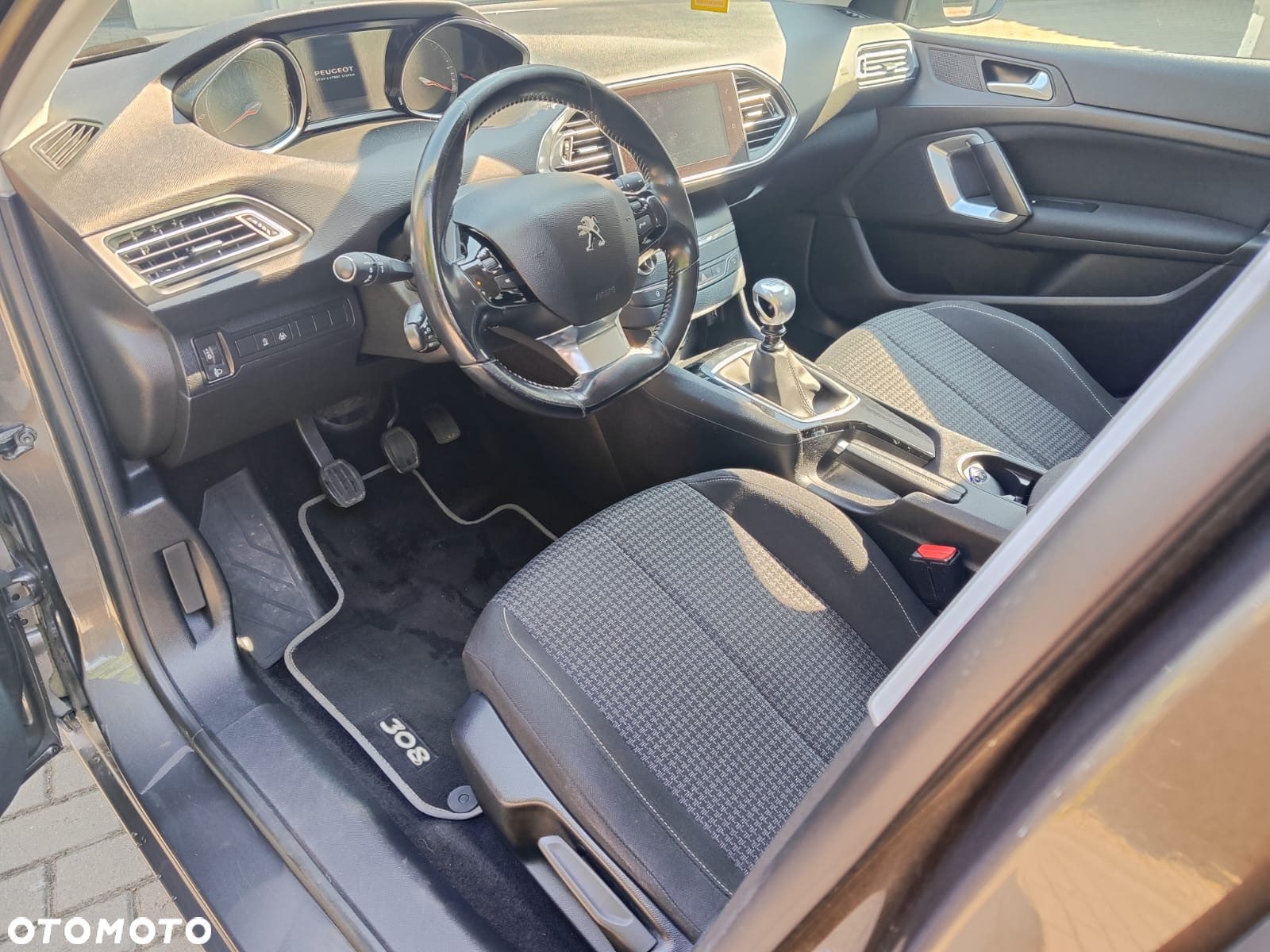 Peugeot 308 1.6 BlueHDi Business Line S&S - 8