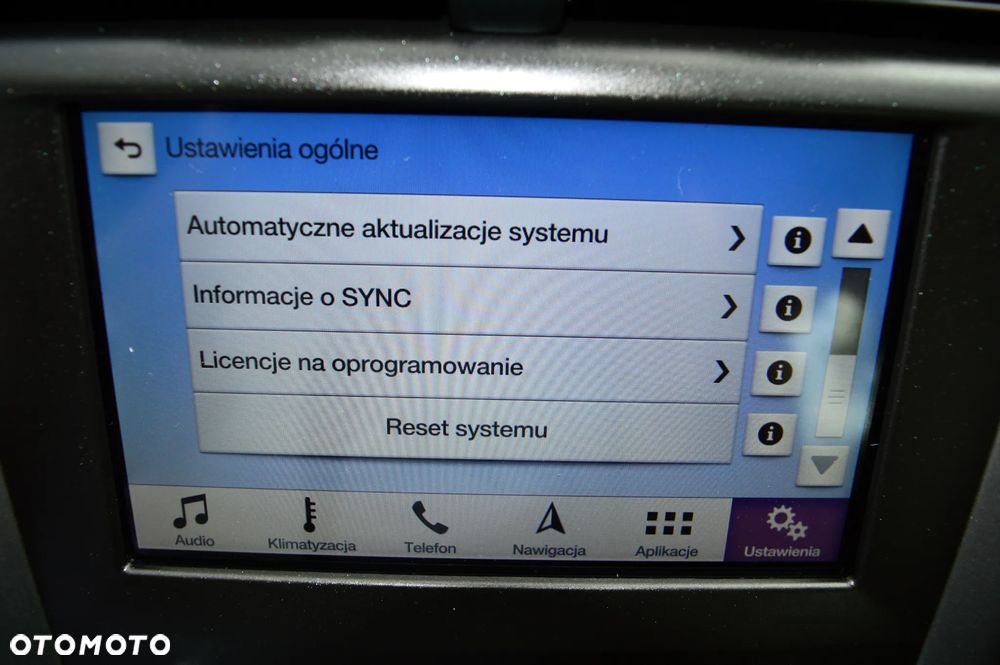 Ford Mondeo Turnier 2.0 TDCi Start-Stopp PowerShift-Aut Titanium - 32