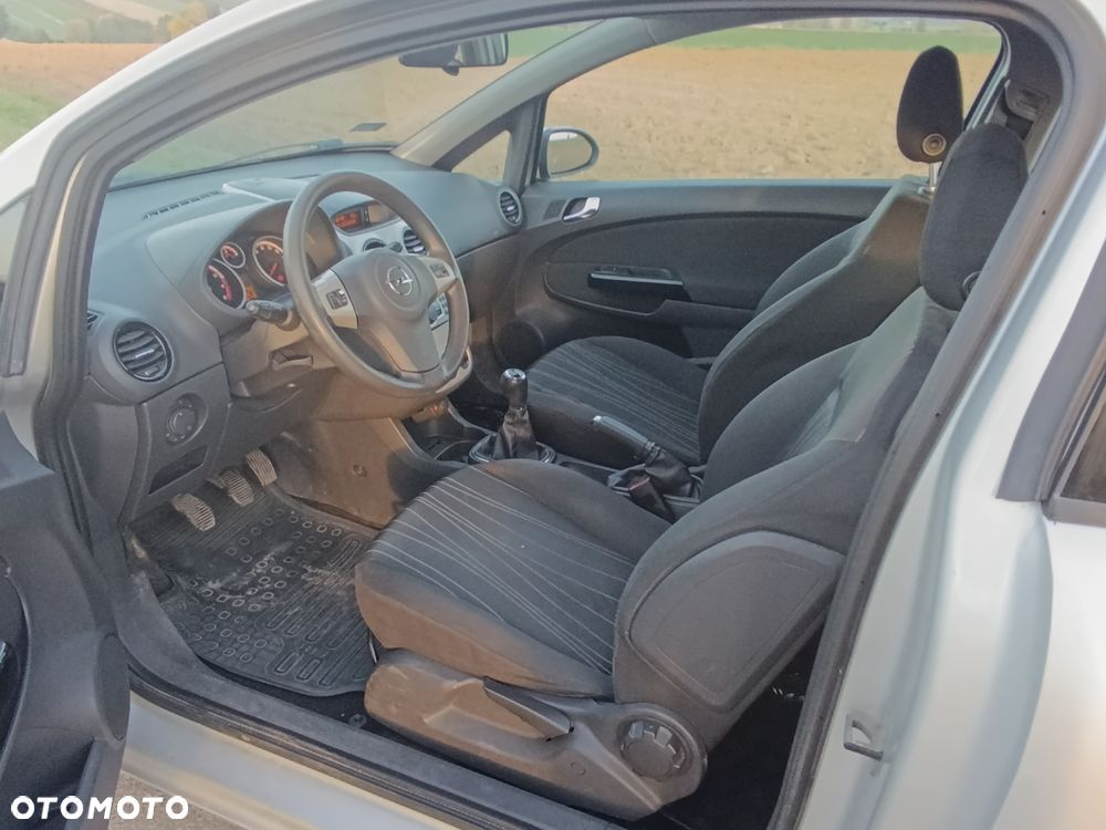 Opel Corsa - 5