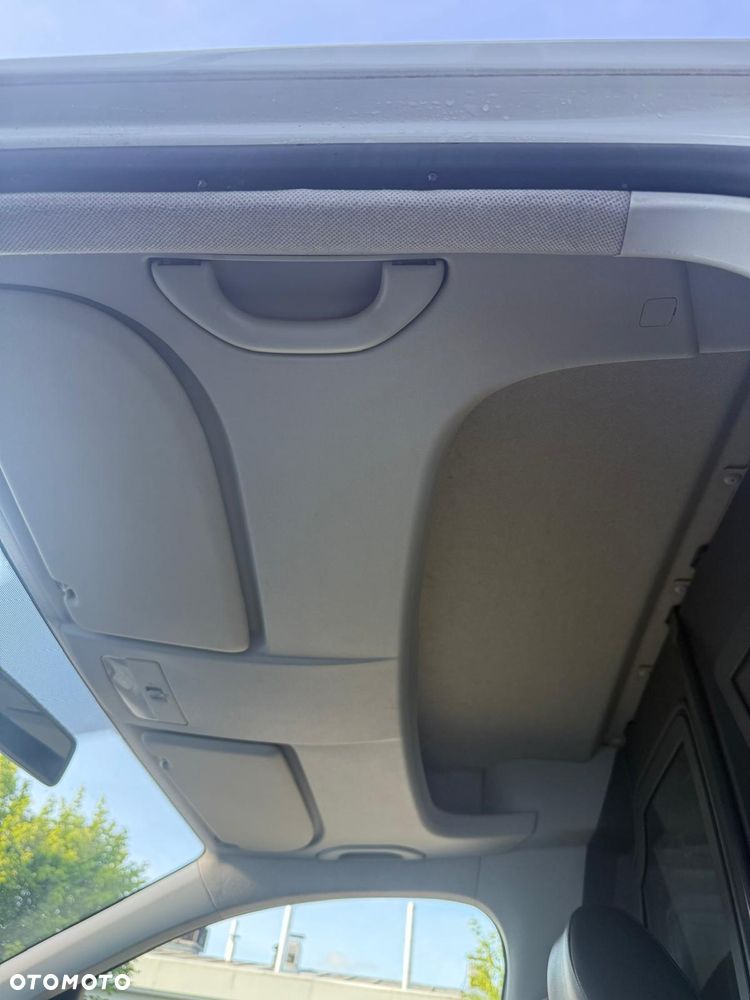 Volkswagen Caddy - 14