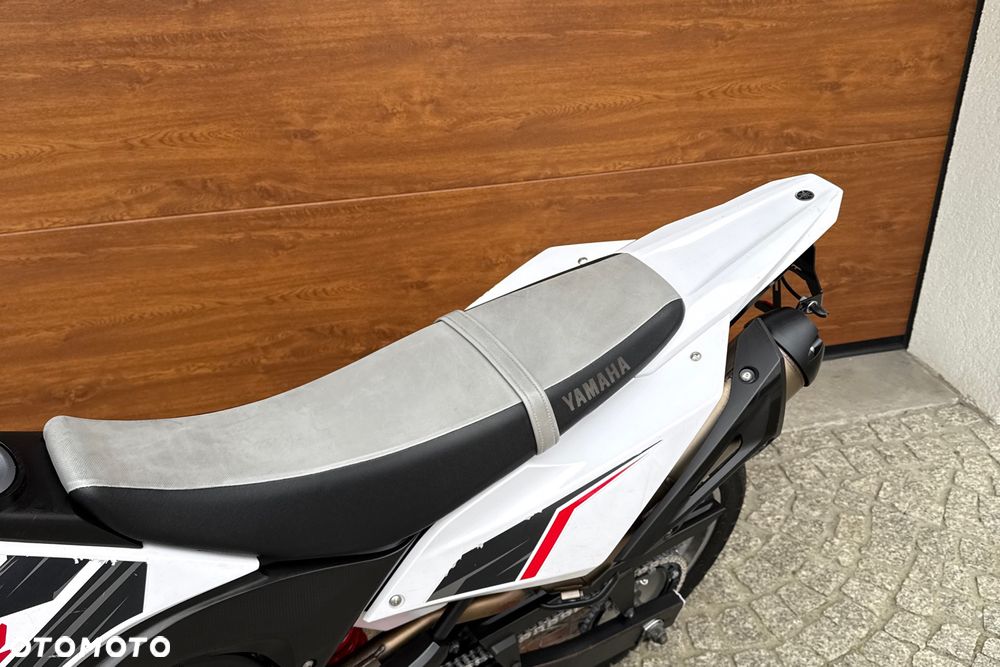Yamaha WR - 24
