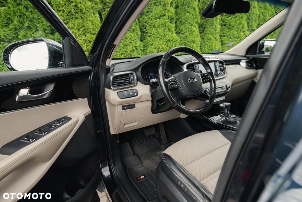 Kia Sorento - 10