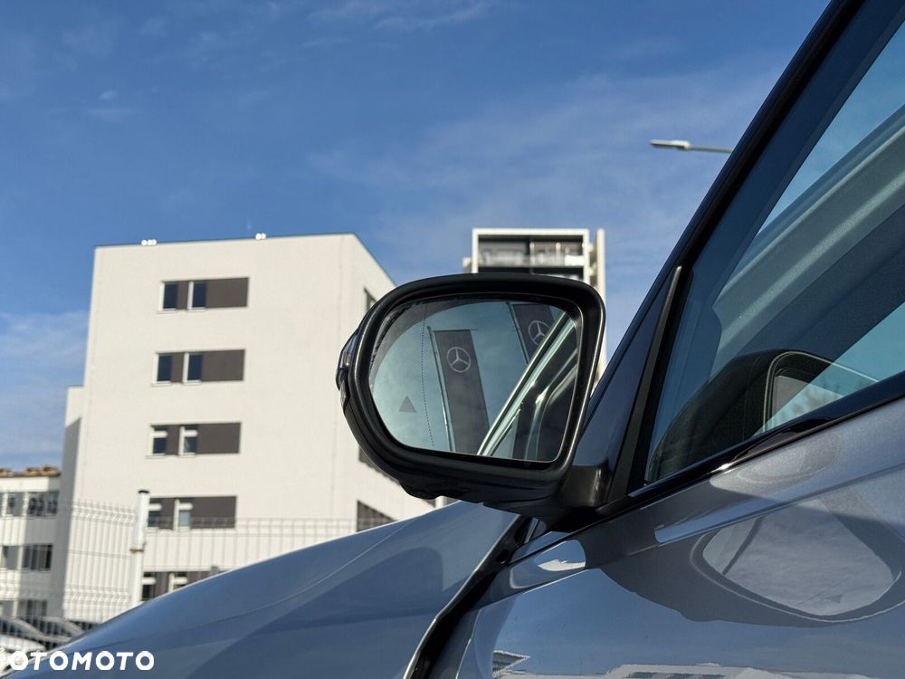 Mercedes-Benz GLB 200 AMG Line 7G-DCT - 12