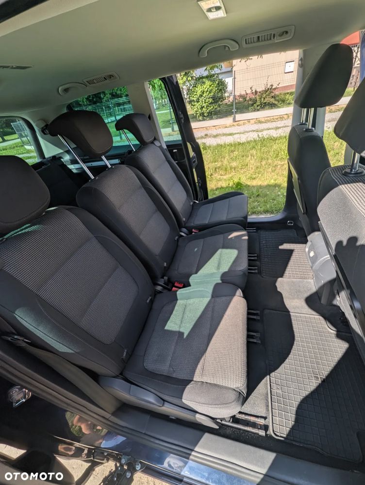 Volkswagen Sharan 2.0 TDI Comfortline DSG - 11