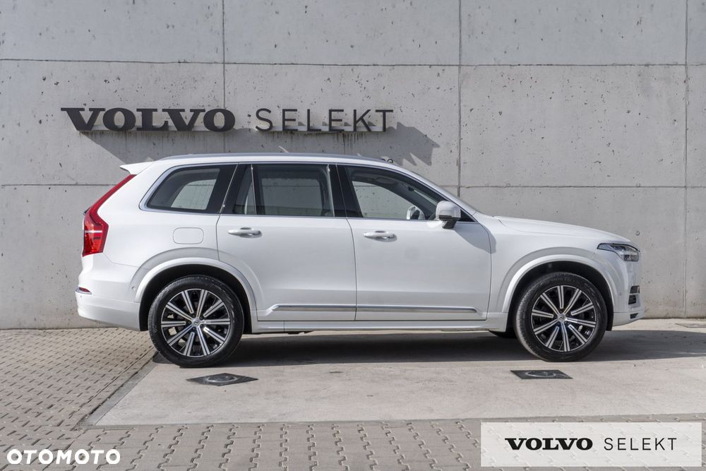 Volvo XC 90 - 9