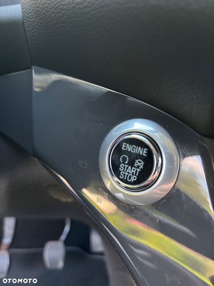 Ford Kuga 2.0 TDCi FWD Edition - 25