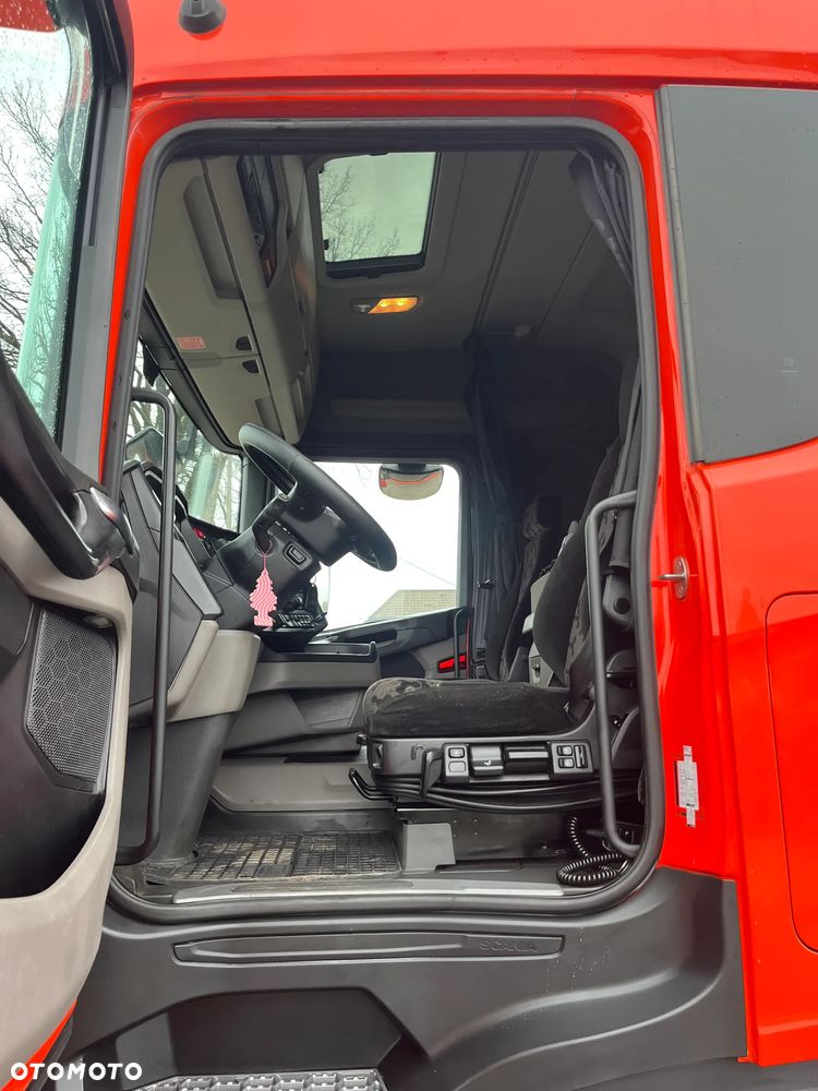 Scania - 24