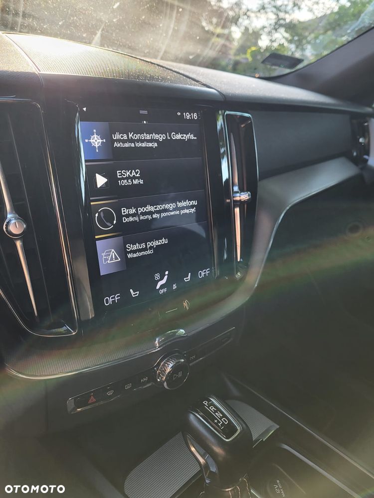Volvo XC 60 D4 SCR R-Design - 10