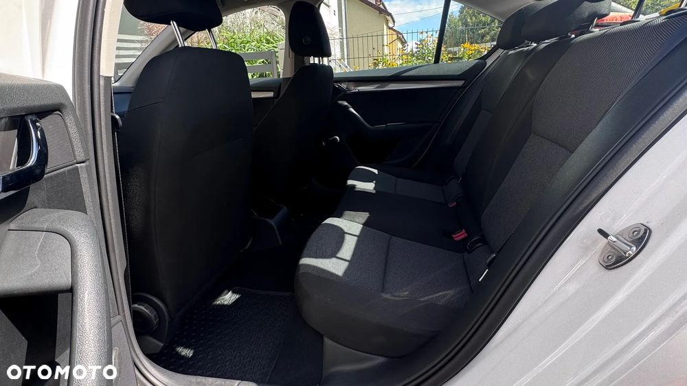 Skoda Octavia 1.6 TDI Active - 14