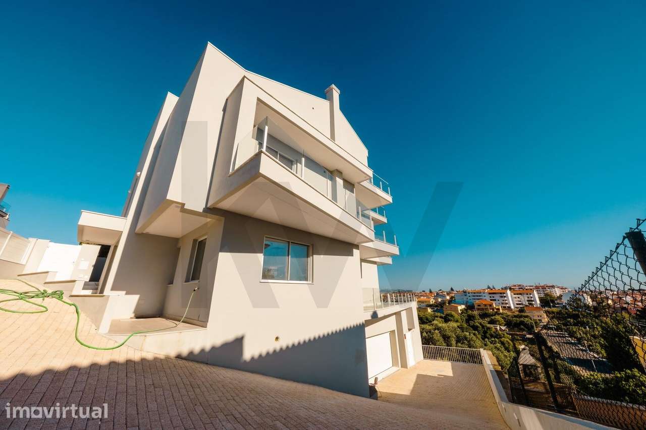 Moradia Contemporânea de Luxo com Vista Mar no Penedo, Cascais - Grande imagem: 3/59