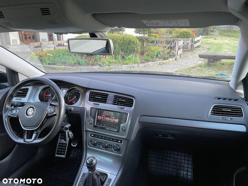 Volkswagen Golf 1.6 TDI BlueMotion Technology Trendline - 16