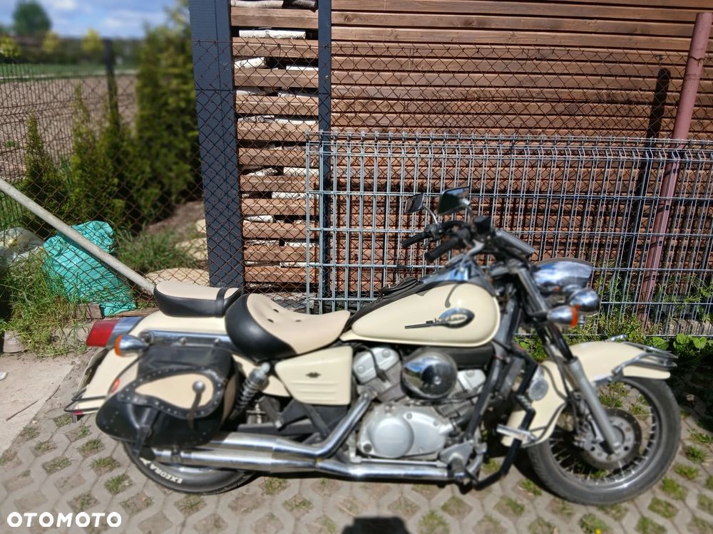 Honda Shadow - 1