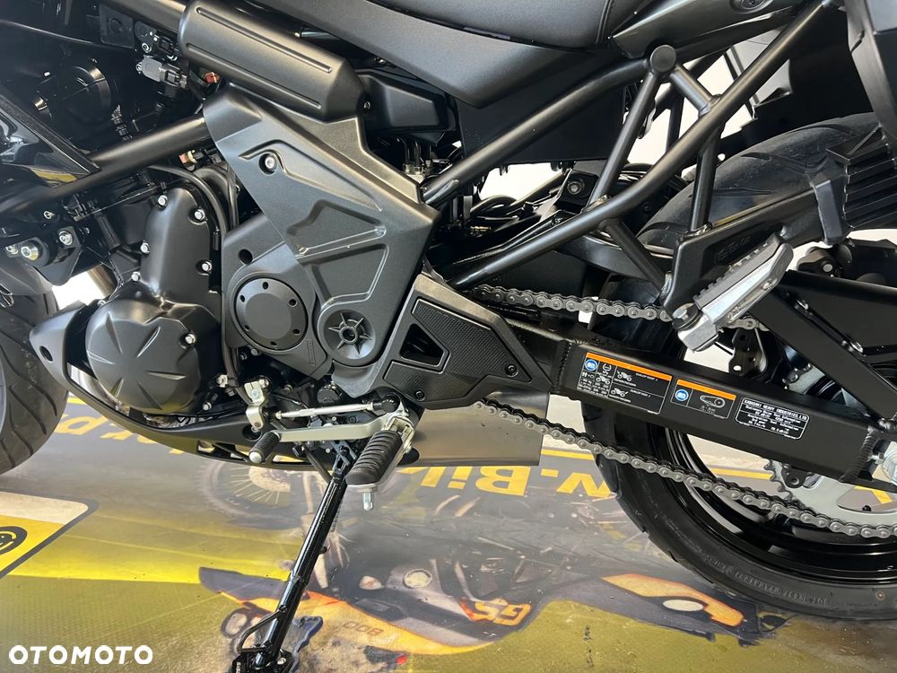 Kawasaki Versys 650 - 15