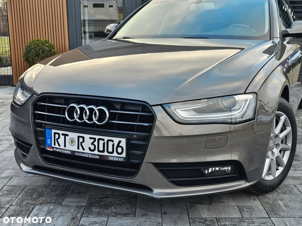 Audi A4 Avant 2.0 TDI DPF multitronic S line Sportpaket - 14