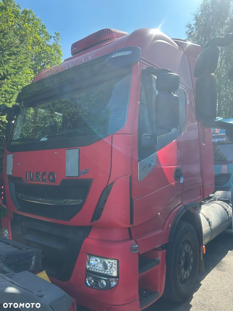 Iveco 460 - 2