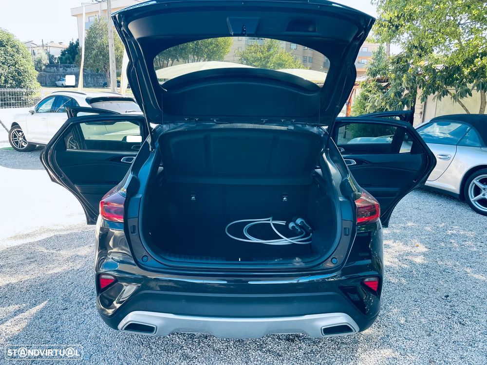Kia XCeed - 11