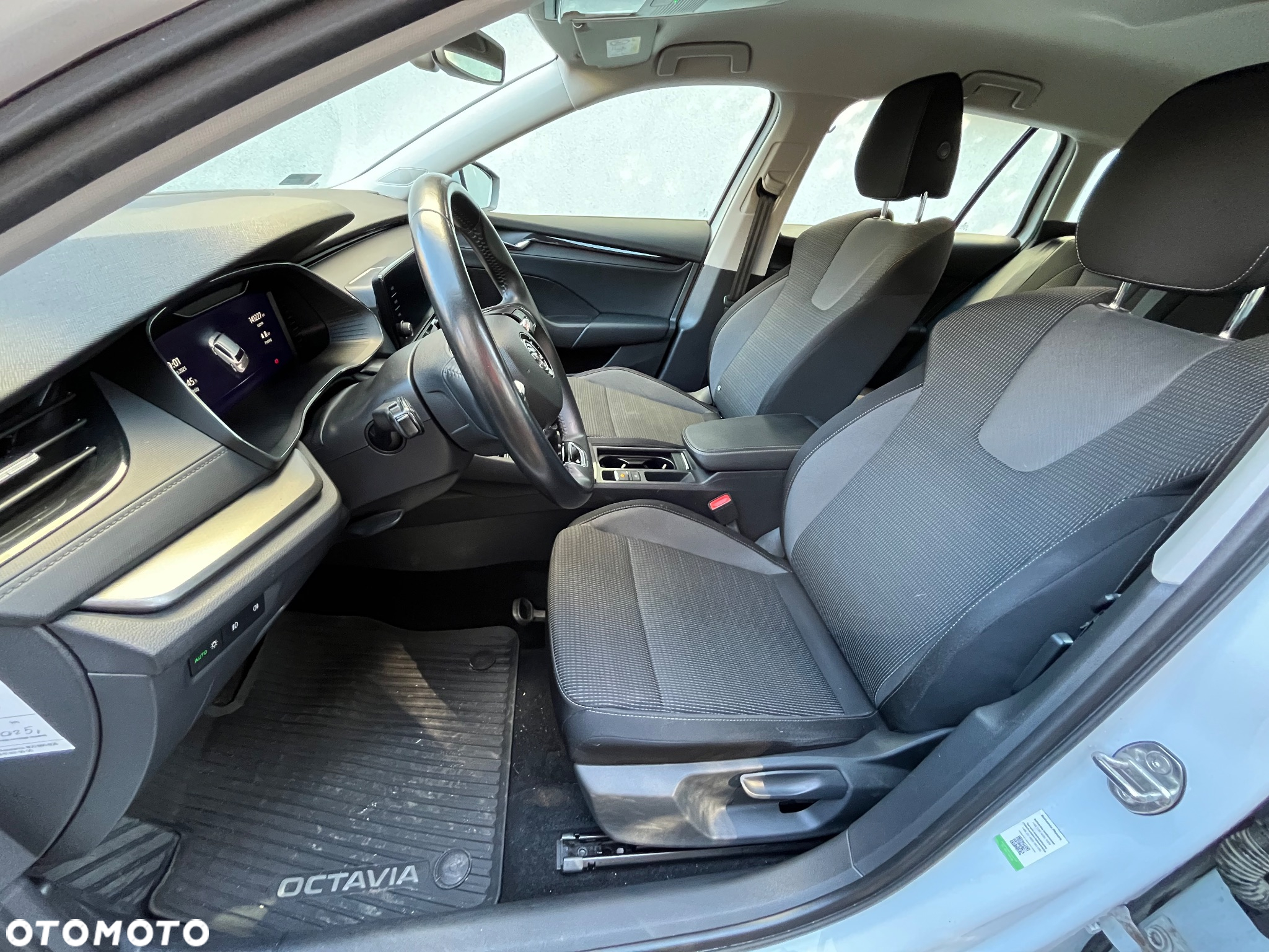 Skoda Octavia 1.5 TSI ACT Ambition - 14