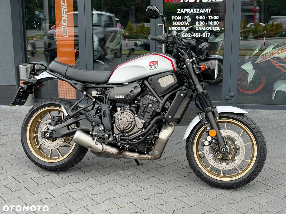 Yamaha XSR - 2