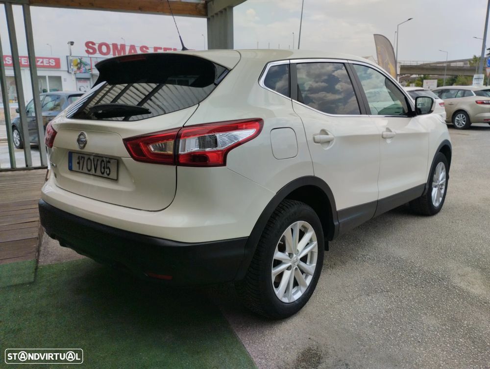 Nissan Qashqai 1.6 dCi Acenta Xtronic - 4