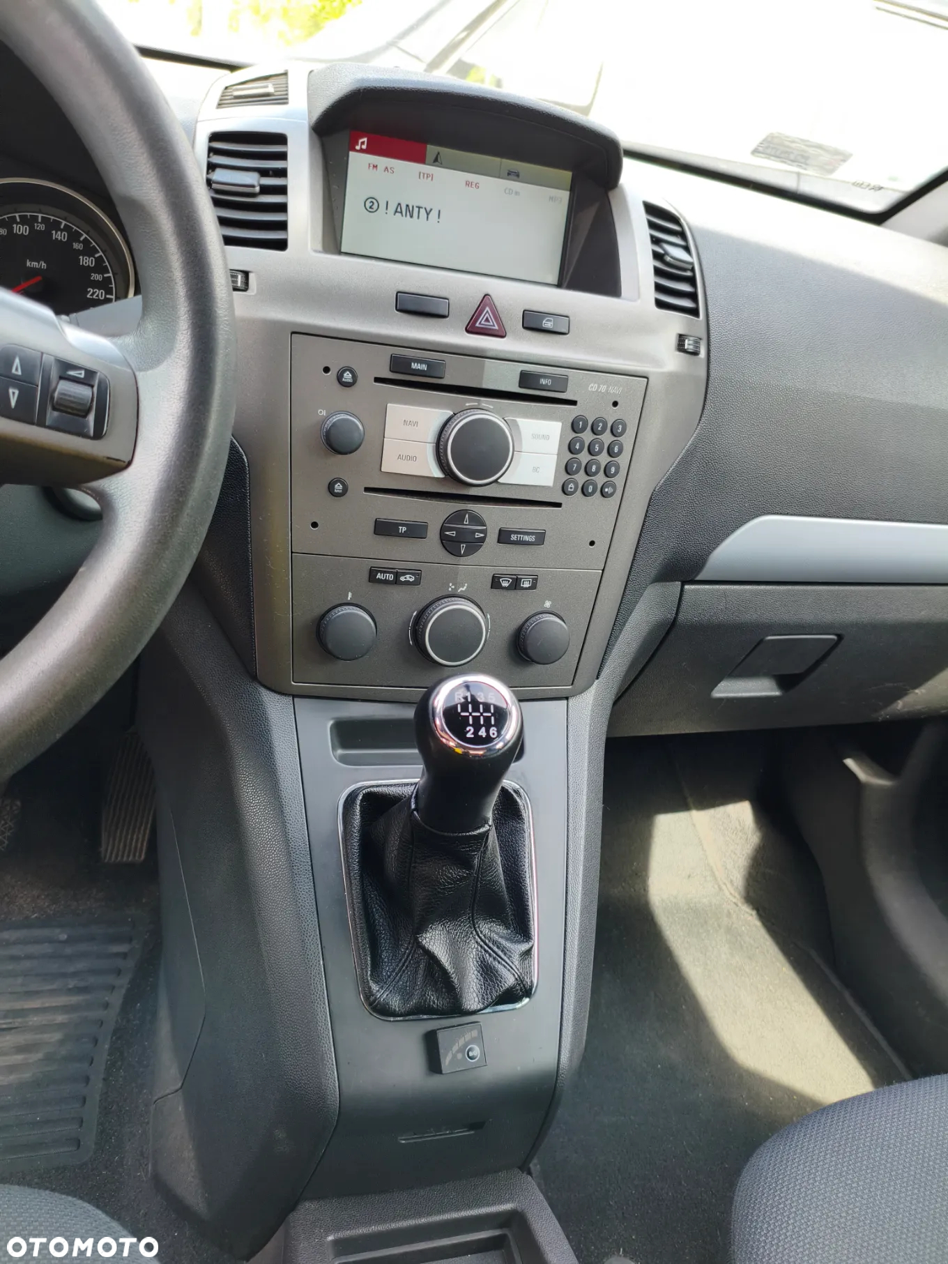 Opel Zafira 1.8 Enjoy - 15