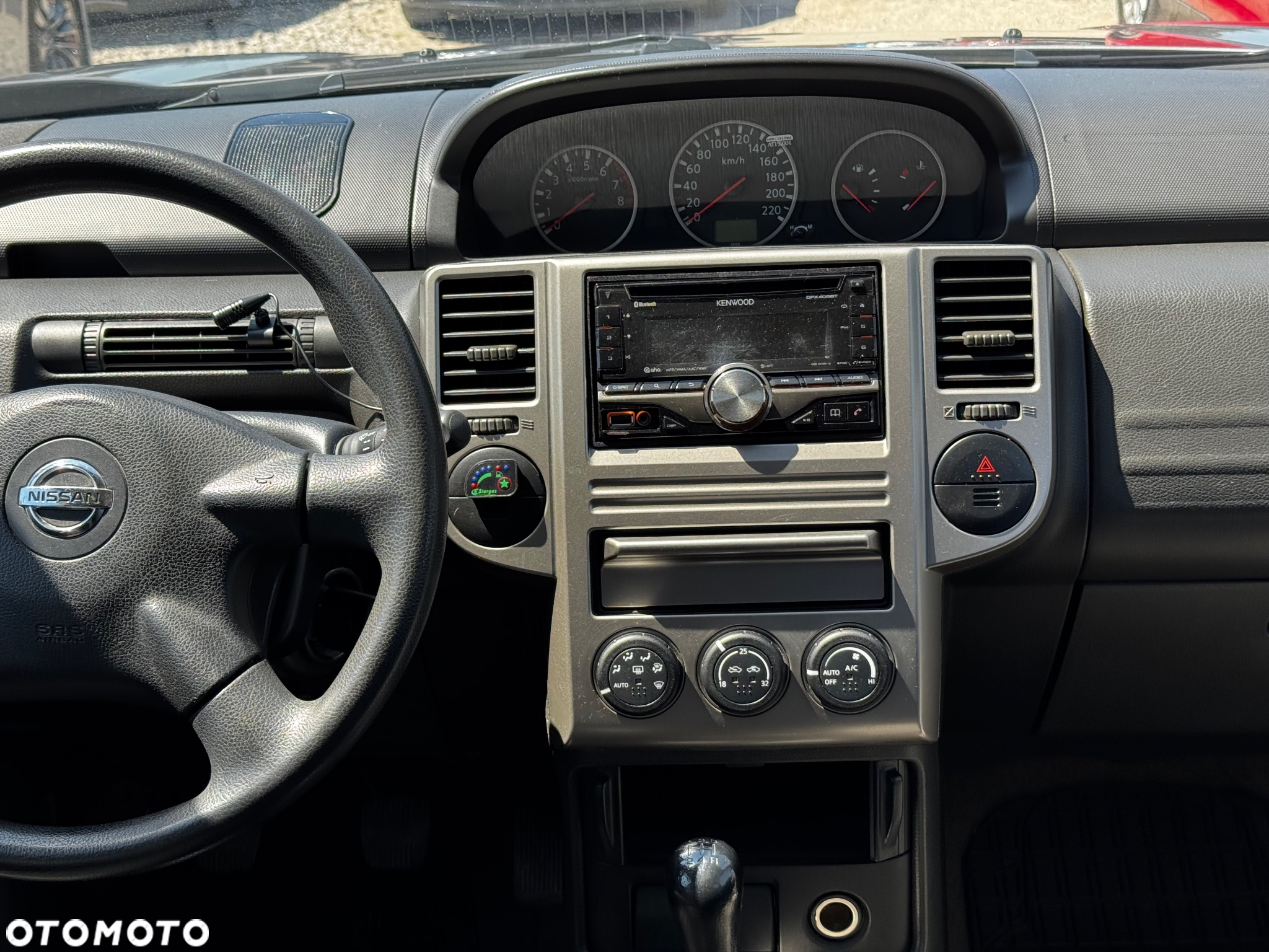 Nissan X-Trail 2.0 Comfort - 27