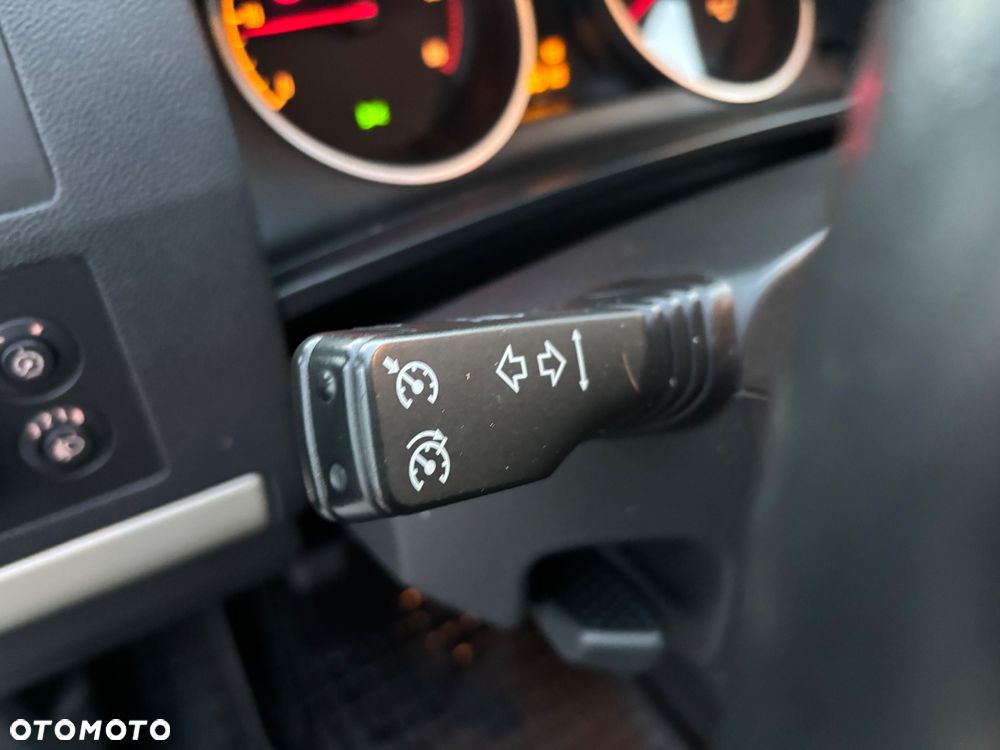 Opel Zafira - 14