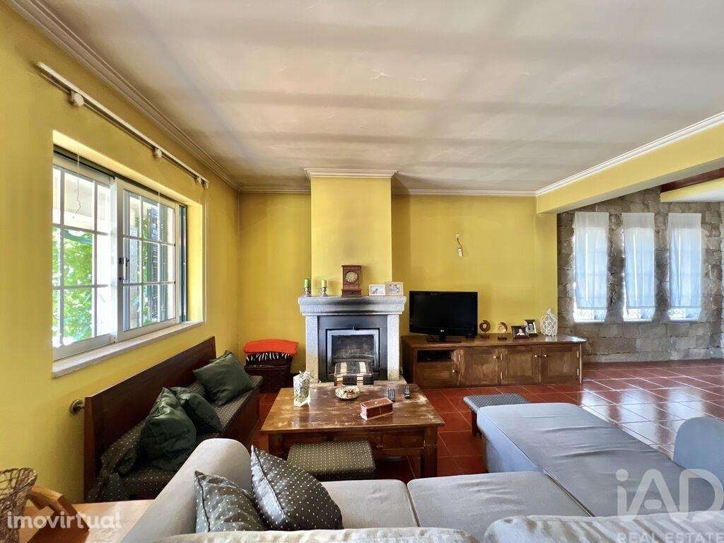 Casa / Villa T4 em Vouzela e Paços de Vilharigues de 260,00 m2 - Grande imagem: 4/30