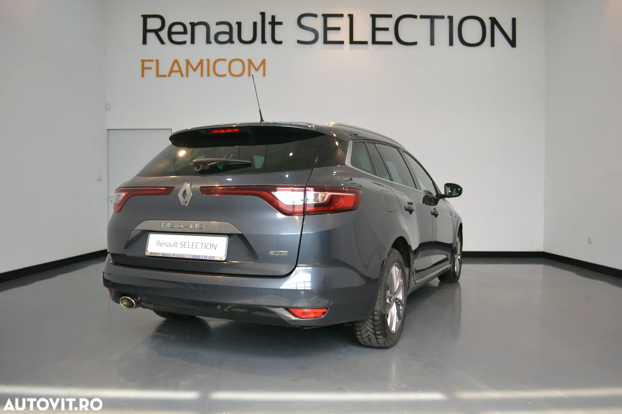 Renault Megane Estate TCe GPF Intens - 2
