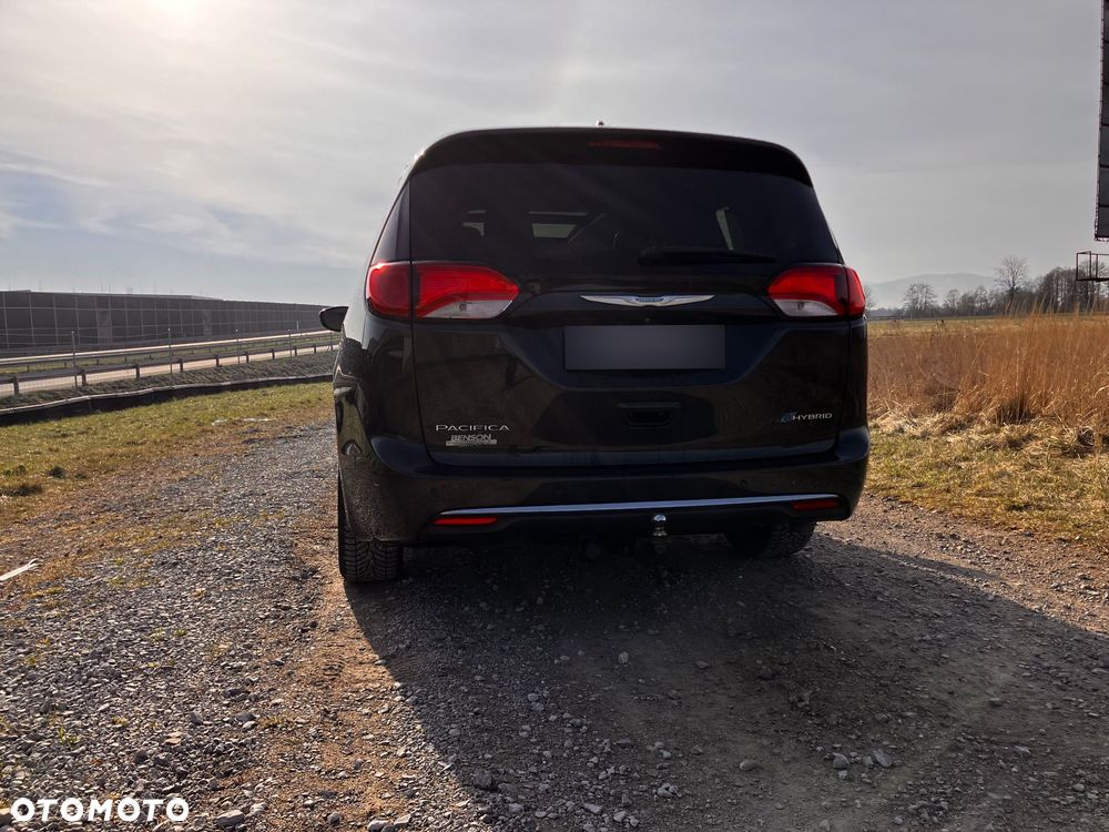 Chrysler Pacifica - 8