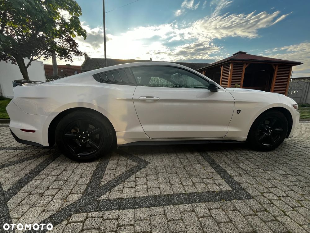 Ford Mustang 3.7 V6 - 3