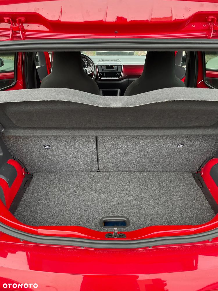 Volkswagen up! 1.0 TSI GTI - 30