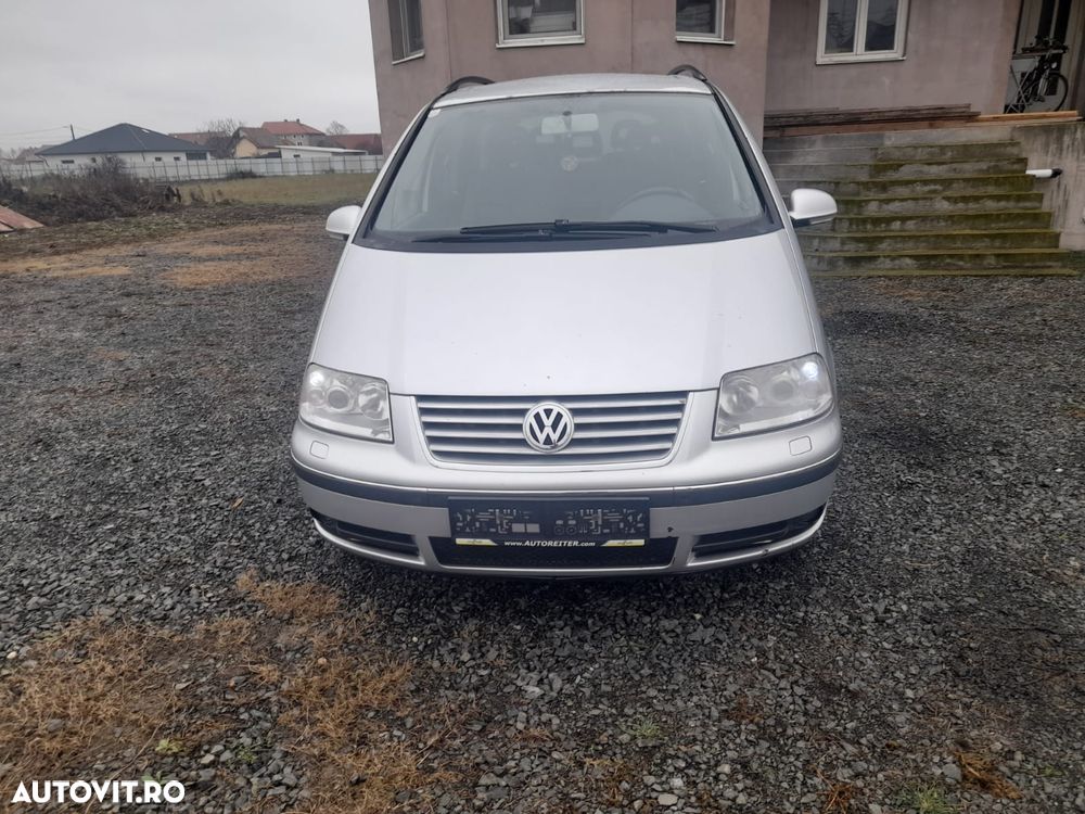 Volkswagen Sharan 2.0 TDI DPF BlueMotion Comfortline - 2