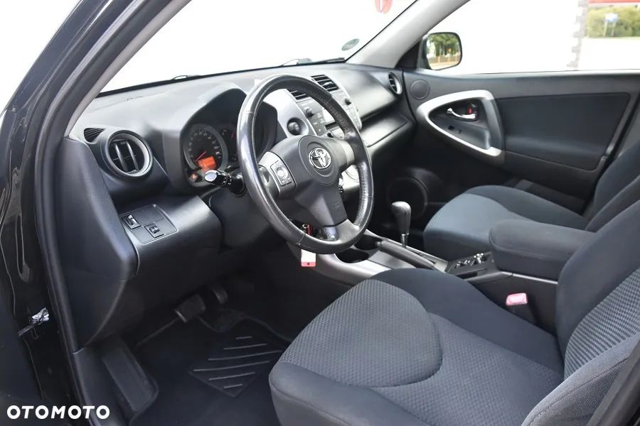 Toyota RAV4 2.0 4x4 Automatik Sol - 13