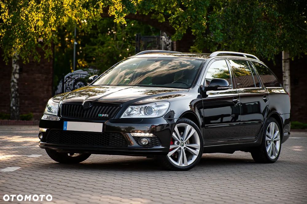 Skoda Octavia 2.0 TDI CR DPF DSG RS - 1
