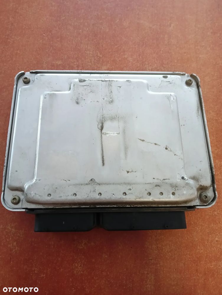 KOMPUTER STEROWNIK SILNIKA 038906019DF VW GOLF IV - 3