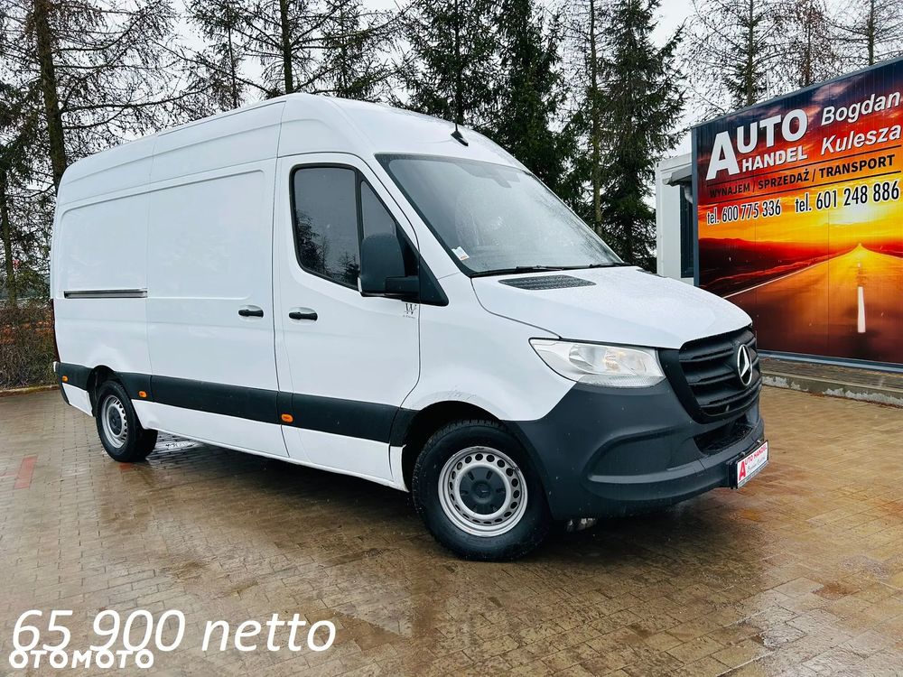 Mercedes-Benz Sprinter - 2