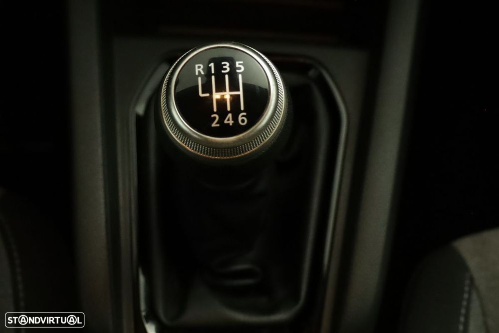 Renault Clio 1.0 TCe Evolution - 12