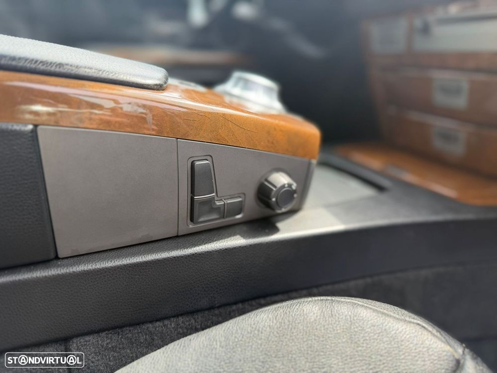 BMW 735 iA - 16