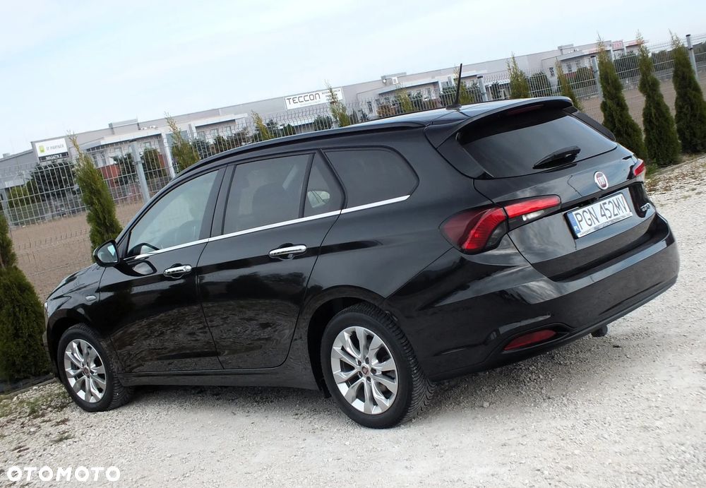 Fiat Tipo 1.4 T-Jet 16v Lounge - 3
