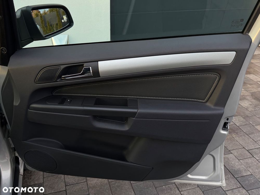 Opel Zafira 1.8 Enjoy - 30