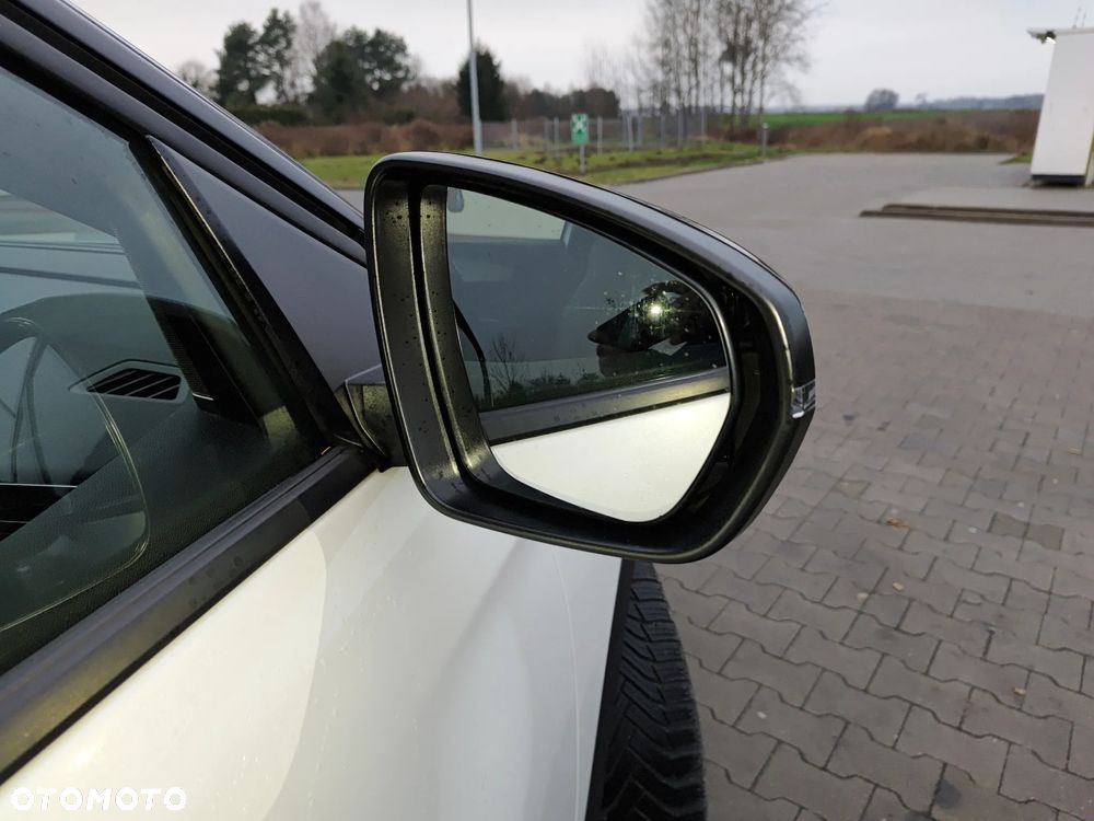 Peugeot 5008 2.0 BlueHDi GT Pack S&S EAT8 - 8