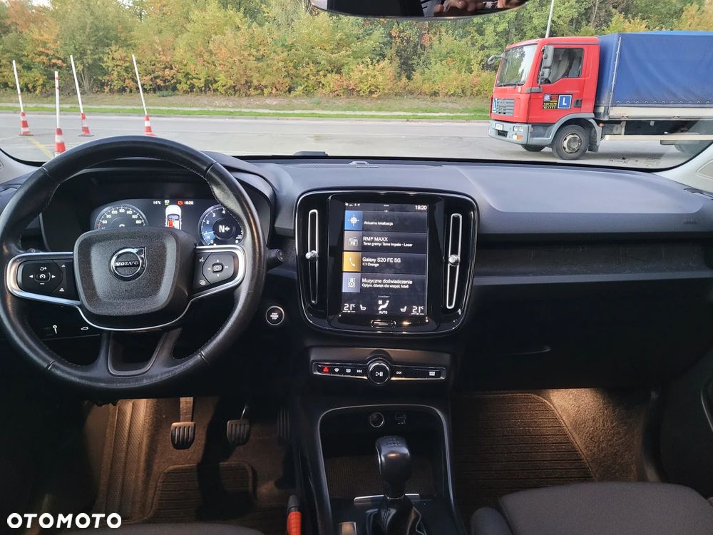 Volvo XC 40 - 21