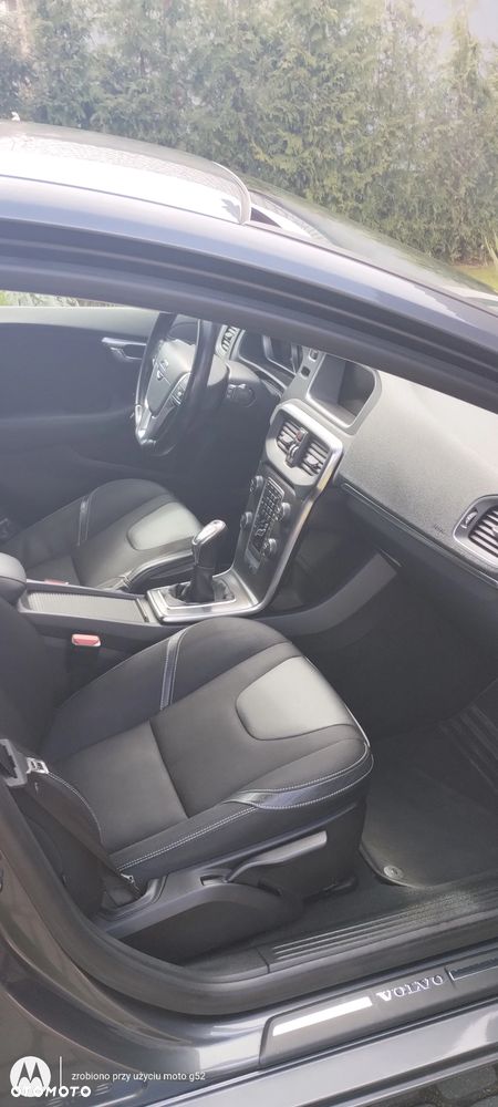 Volvo V40 D2 Momentum - 5