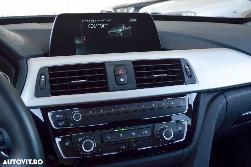 BMW Seria 3 320d Aut. Sport Line - 21